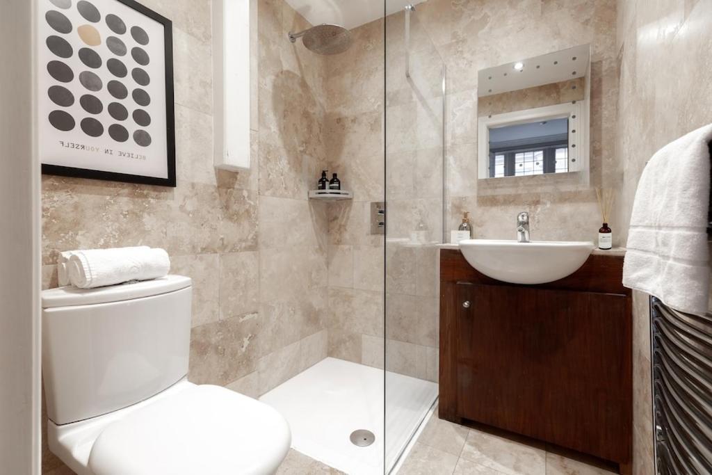 Revamped & Luxxe For Covent Garden Lovers! Adorable City Home For Families & Friends Londra Exterior foto