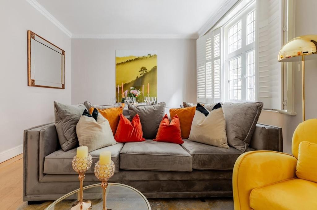 Revamped & Luxxe For Covent Garden Lovers! Adorable City Home For Families & Friends Londra Exterior foto